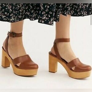 Free People Matisse heeled clogs! Only worn a few times.